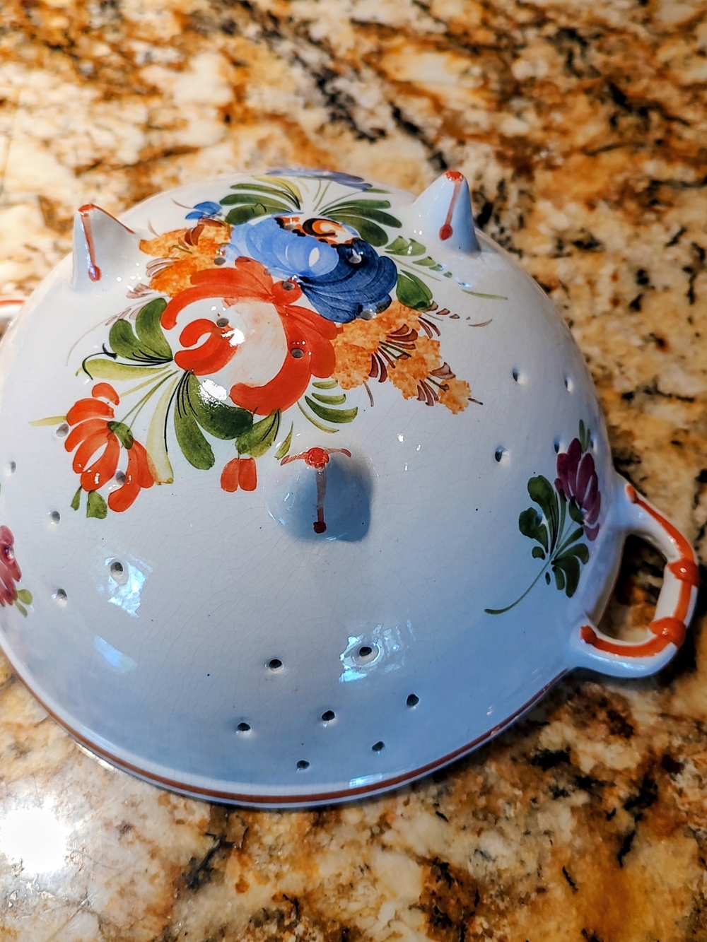 Hand-Painted Bassano Floral Ceramic Colander - White with Multicolor Flowers